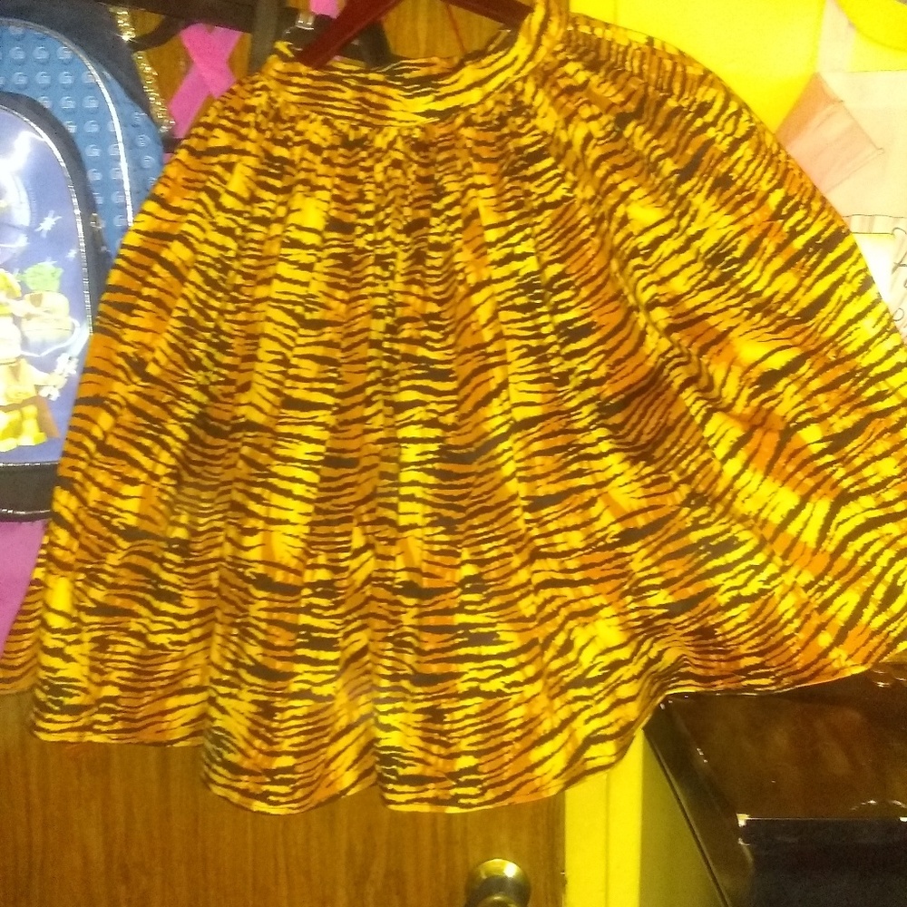 PUG PINUP GIRL Deadly Dames Tiger JENNY Skirt xs